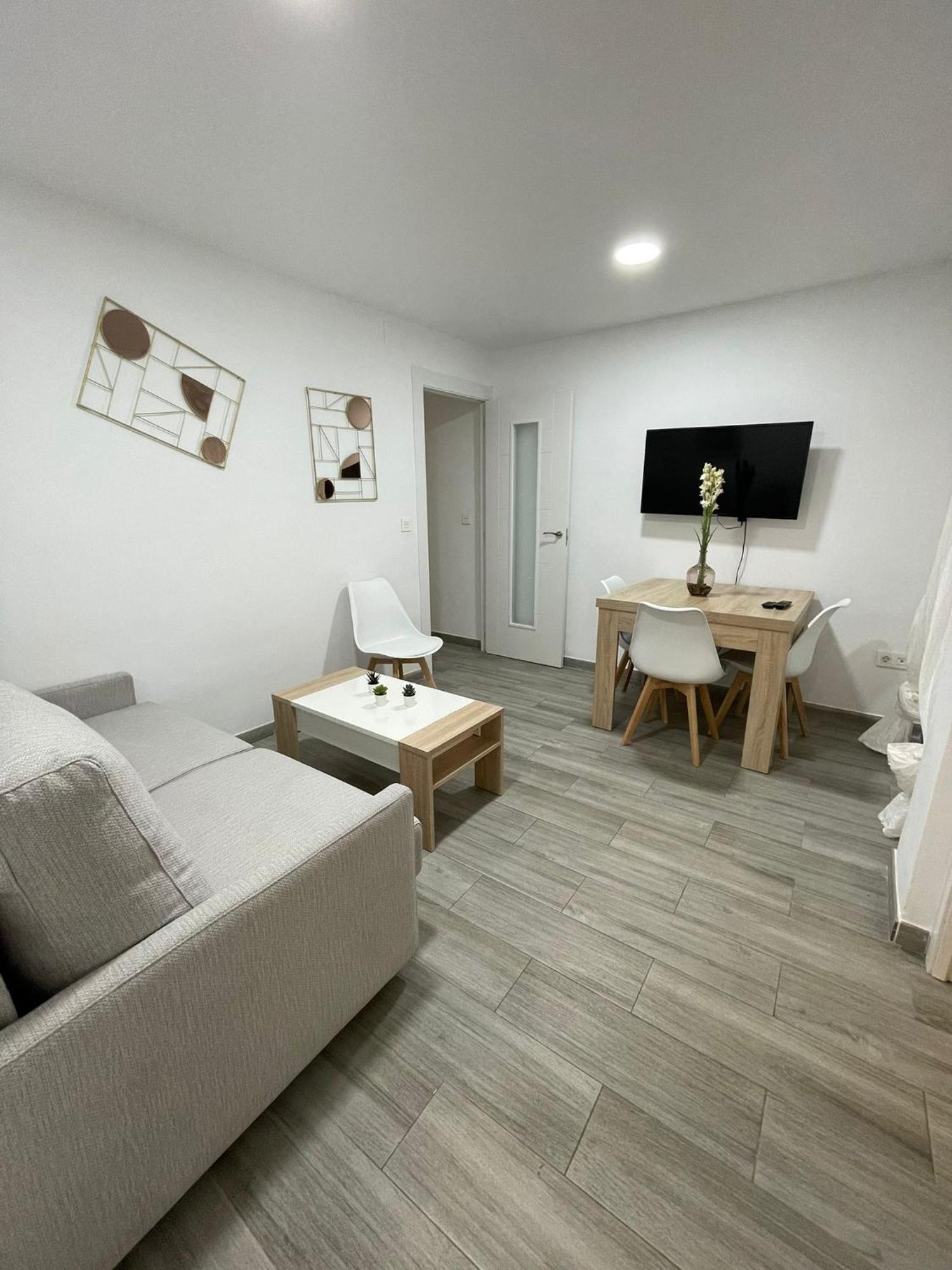 Apartamento Centrico Y Coqueto Granada Luaran gambar
