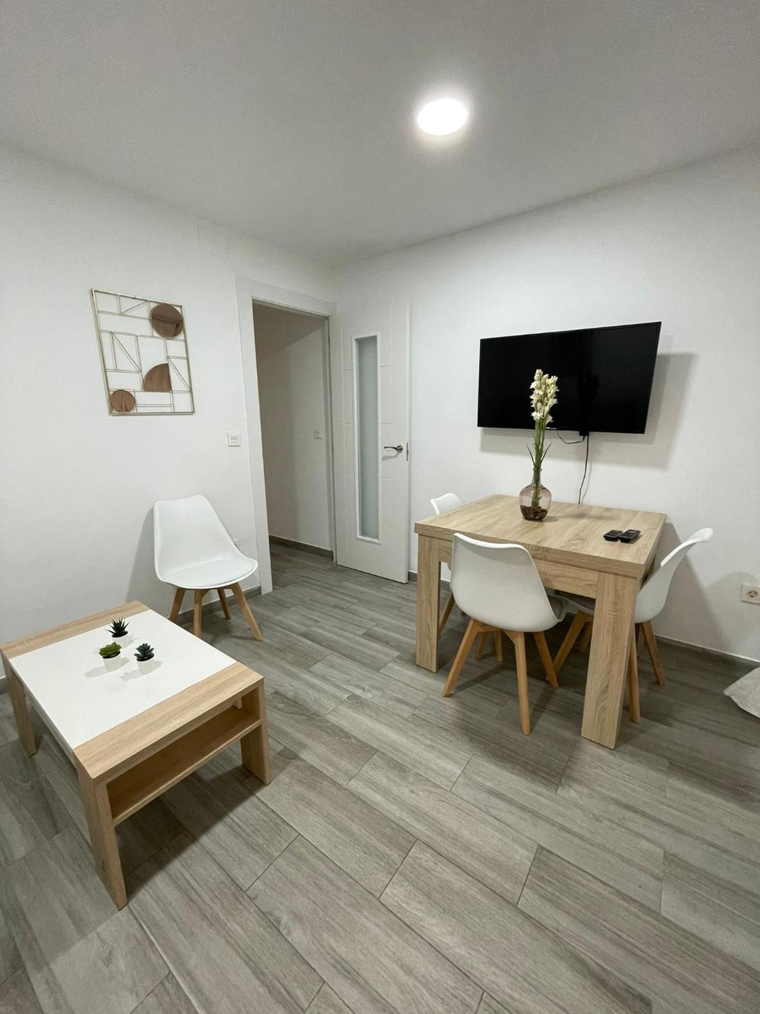 Apartamento Centrico Y Coqueto Granada Luaran gambar