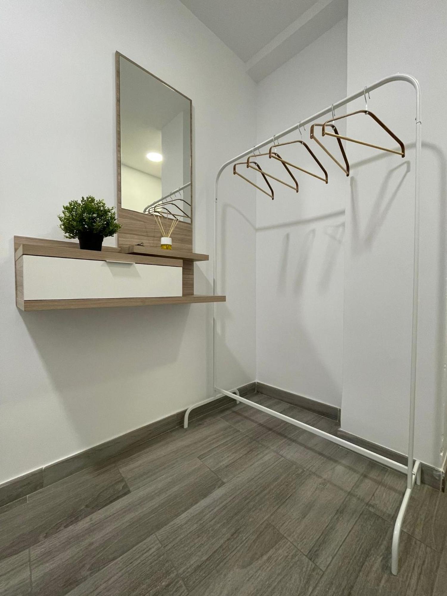Apartamento Centrico Y Coqueto Granada Luaran gambar